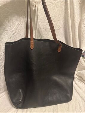 Madewell Black Pebbled Leather Tote with Interior Zipper Pocket